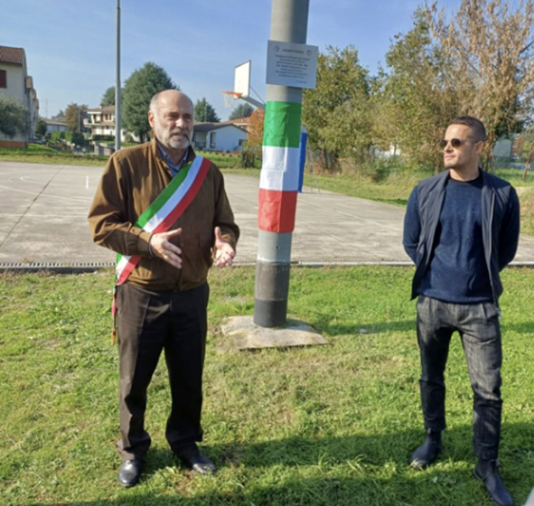Ha coniugato basket e solidarietà, il campetto di Arcene intitolato a Mario Foresti