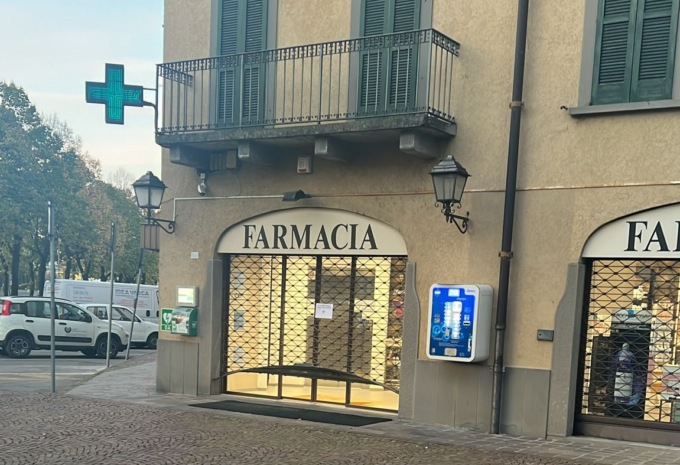 Furto all'”Antica farmacia”, ripuliti i registratori di cassa