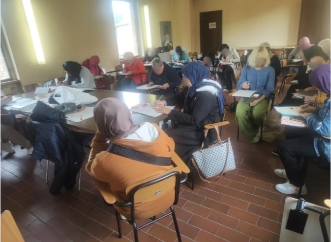 Una task force per insegnare l’italiano a donne straniere ma servono altri volontari