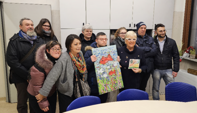“Ci sono anch’io”, all’assessore un regalo dai ragazzi “speciali”