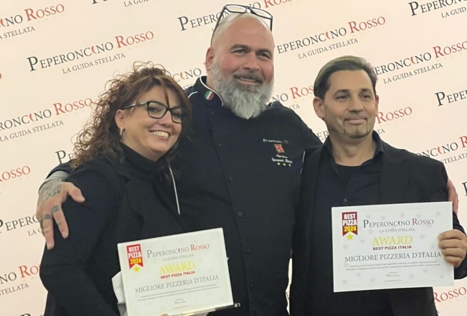 Attilio Pizzeria Long Drinks premiata a Trani con il “Pizza Award”