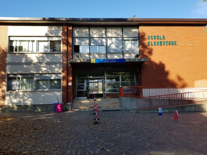 Nuovi infissi alla scuola primaria di Boltiere