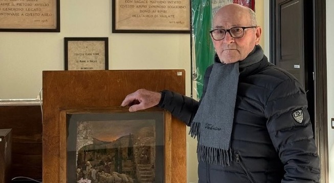 Realizza presepi da quando è bambino: “Mi aiutano a vedere il bello della vita”