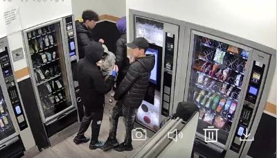 Giovani maleducati al punto ristoro, il titolare li fa finire sul web