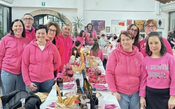 Il Soffione Rosa riprende le attività di raccolta fondi  a sostegno di ricerca  e prevenzione