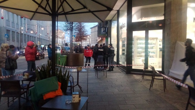 Omicidio in centro a Bergamo, fermato un 28enne al confine con la Svizzera