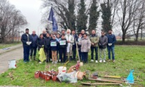 Aree verdi ripulite dai rifiuti e con nuove piante: Plastic free pensa all'ambiente del futuro