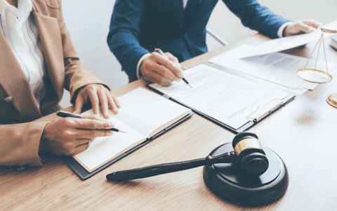 Cartelle, accertamenti e contenziosi: quando un errore fiscale smette di essere una seccatura