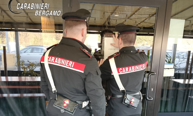 Continue risse e aggressioni, a Mozzo bar chiuso per sette giorni