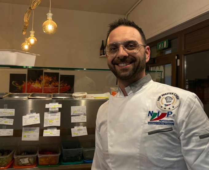 “Artista nel mondo”, Davide Rizzi dalla Bassa con la pizza nel Dna
