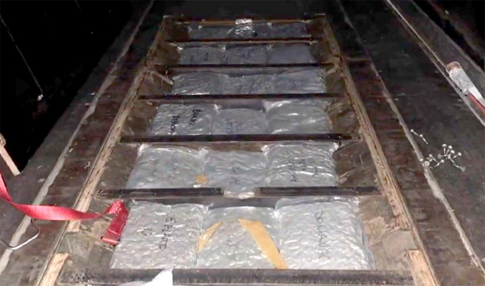 Nascosti nel tir 90 kg di marijuana, due arresti per spaccio di stupefacenti