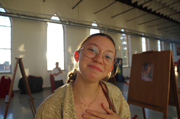La giovane artista trevigliese Elisa Remonti espone a San Donato Milanese