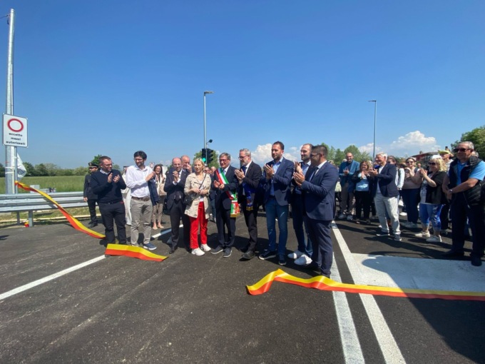 L’attesa è finita: inaugurata questa mattina la nuova tangenziale ovest di Boltiere