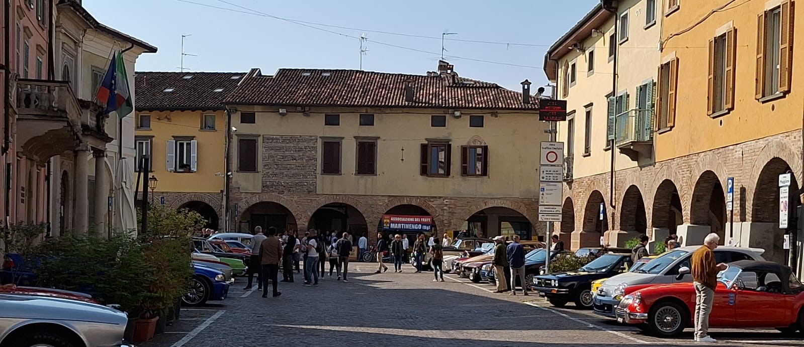 Martinengo Festa delle associazione con autoraduno