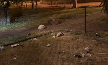 Raid vandalico al cimitero: devastazione e oltraggio ai luoghi sacri