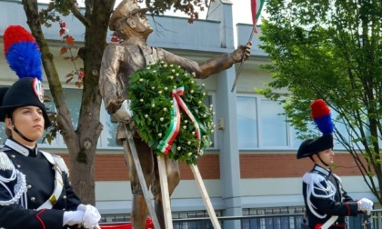 Un monumento in memoria dei caduti di Nassiriya