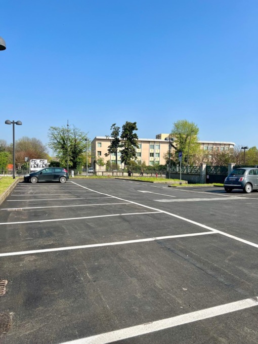 Il piazzale della stazione dei treni  rinasce più accessibile