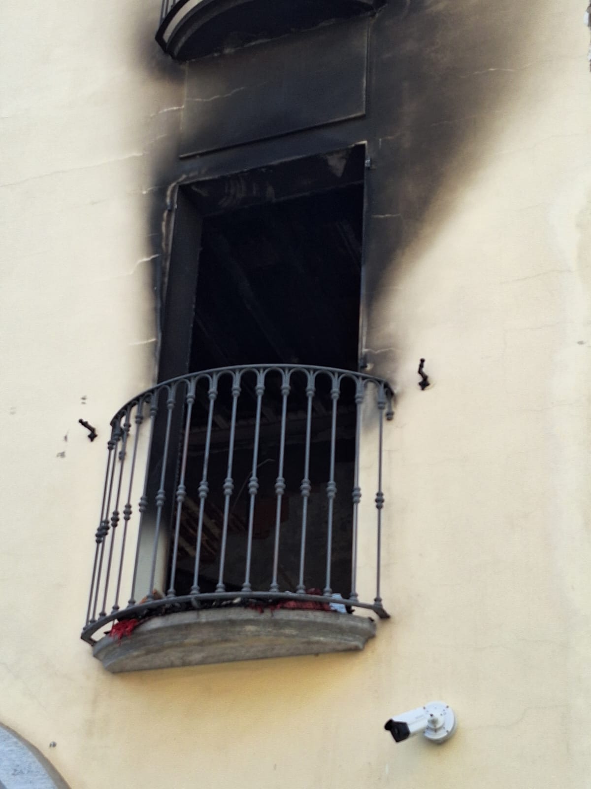 Boltiere Rogo in un condominio di vicolo Zanoli