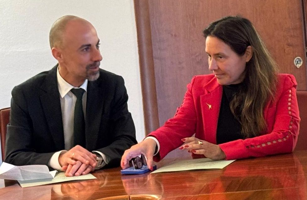 Il direttore generale Alessandro Cominelli con il ministro Alessandra Locatelli