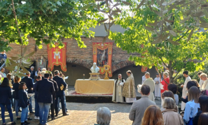Antegnate prega davanti alle reliquie di san padre Pio e san Leopoldo Mandic