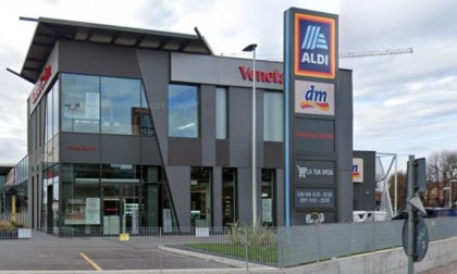 Rubano una borsa al DM di Treviglio, inseguiti dai clienti la perdono