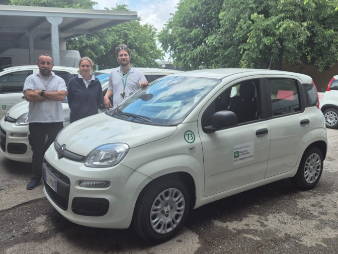 Nuove auto ecologiche per gli infermieri della Asst Bergamo Ovest di Treviglio