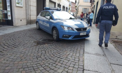 Malore mentre passeggia con la moglie, muore 66enne in centro a Treviglio