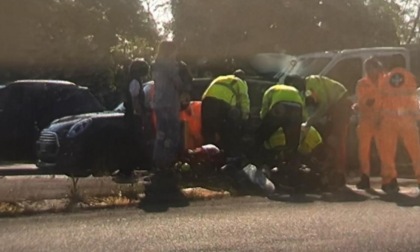 Malore in strada, 74enne in codice rosso al Papa Giovanni
