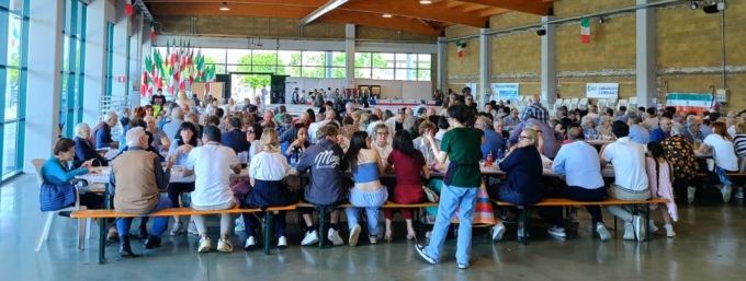 Grande festa alpina ad Antegnate: una sagra di solidarietà e tradizione