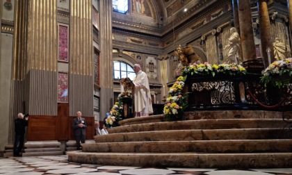 Festa dell'Apparizione, il vescovo: "Lasciamoci inondare dalla pace"