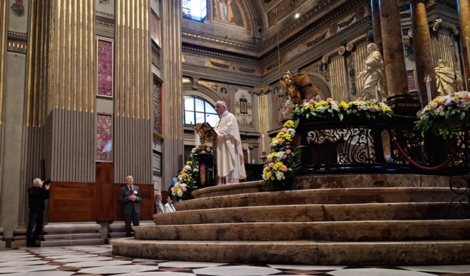 Festa dell’Apparizione, il vescovo: “Lasciamoci inondare dalla pace”
