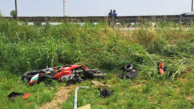 Auto contro moto, incidente sulla Francesca