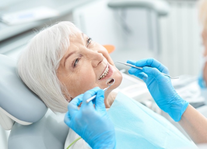 Turismo dentale: i vantaggi e le insidie per i pazienti illustrati dal dottor Piacentini