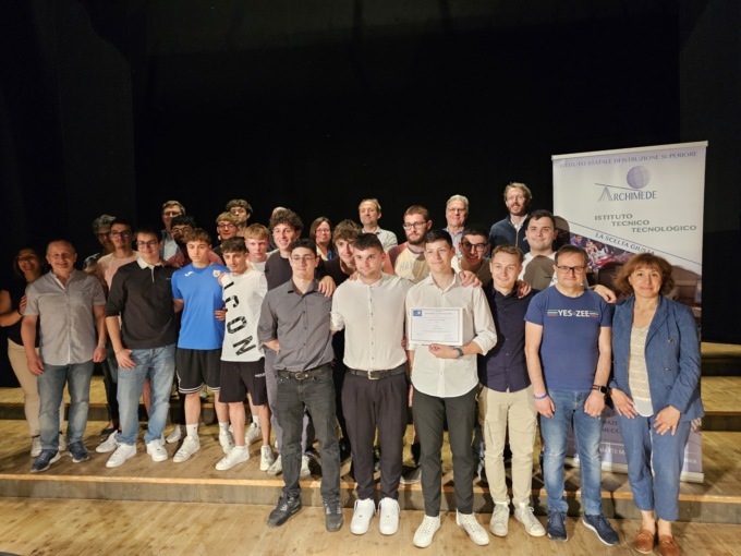 Con “Smart Storage” la 5^A sbaraglia la concorrenza e trionfa al “Project Day”