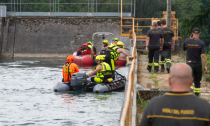 Ritrovato senza vita il corpo del 17enne disperso dopo un tuffo nell'Adda