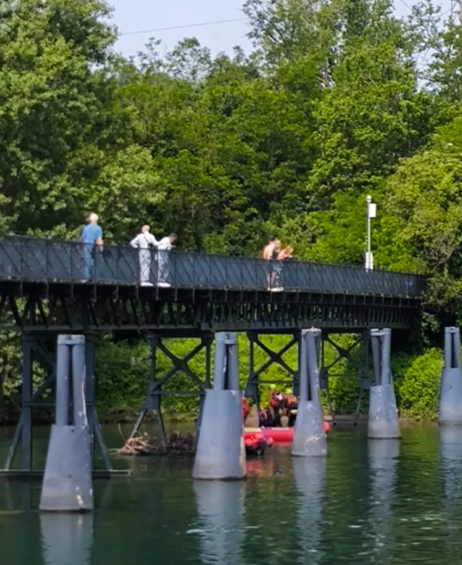 Addestramento e prevenzione lungo l’Adda, volontari all’opera a lato e dentro il fiume