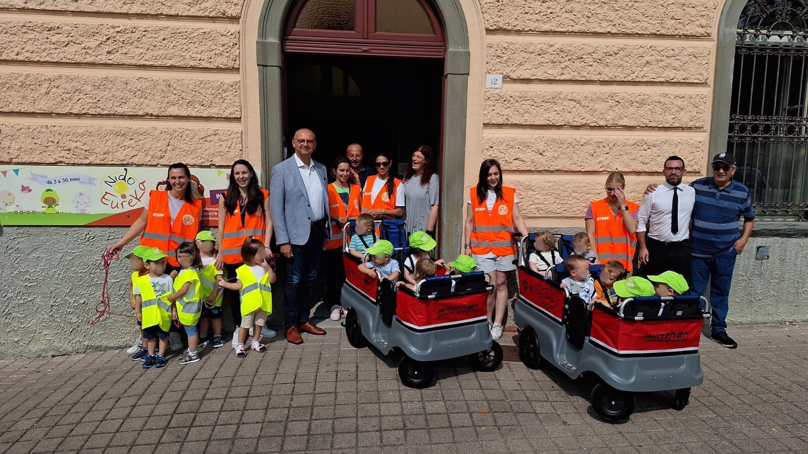 Cologno al Serio Inaugurate due "scialuppe" per portare a spasso i bimbi del nido