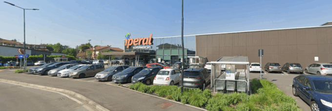Tentato furto nel parcheggio dell’Iperal, due giovani mettono in fuga i malviventi
