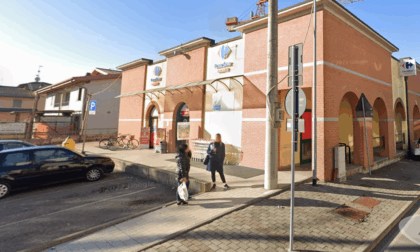 Chiude dopo quindici anni l'unico supermercato in paese, la preoccupazione dei cittadini
