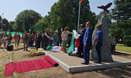 Mezzo secolo di storia, alpini in festa