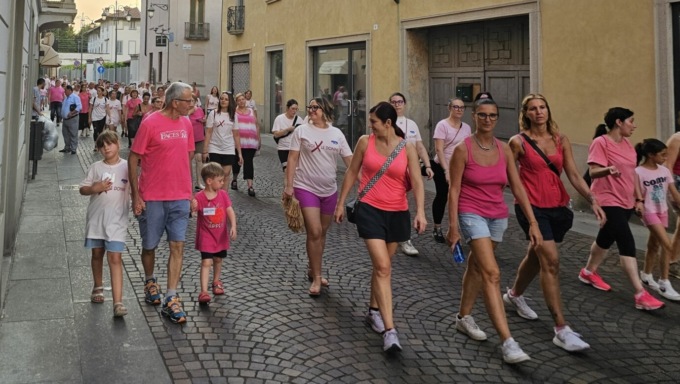 Treviglio contro la violenza sulle donne, il 26 luglio torna la “Camminata in Rosa”