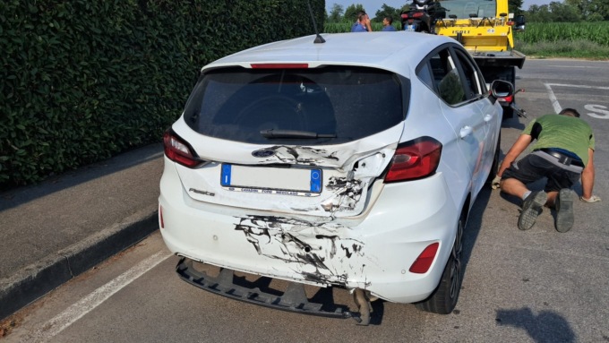 Schianto sulla Cremasca, due giovani feriti