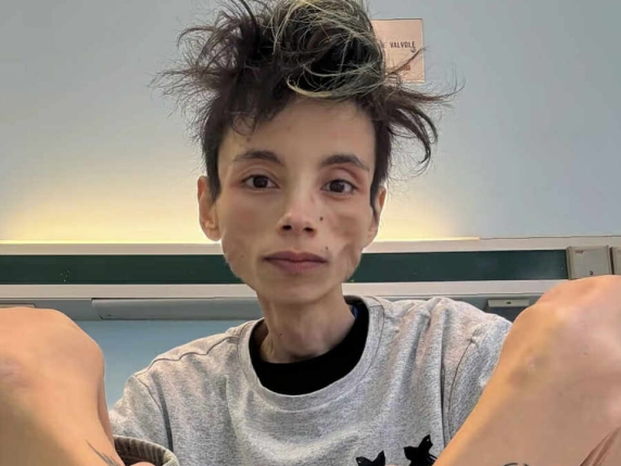 Addio a Thiago El Arbaoui, voce fragile e potente dei social