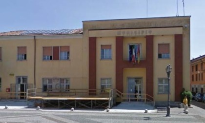 Covo dice stop al pallone in piazza: scatta il nuovo regolamento e arrivano le multe