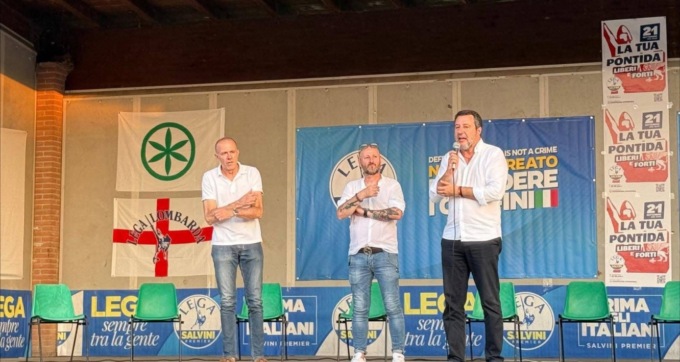 Il ministro Matteo Salvini alla festa della Lega: “Il ponte è tra le priorità”