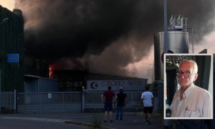 L'imprenditore 81enne e l'azienda in fiamme: «Avanti: ora pedalare più forte»