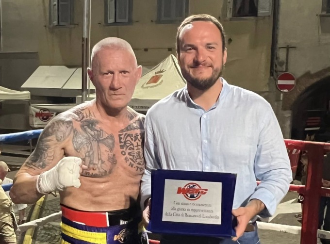 Fighter nel Dna, Sandro Piavani ha combattuto  il suo ultimo incontro davanti alla sua gente