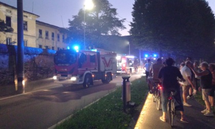 Nuovo rogo alla filanda, la sindaca lancia un appello sui social: "Ragazzi fermatevi"