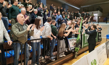 Biglietto nominativo nel basket dalla A alla B Nazionale, insorgono le tifoserie