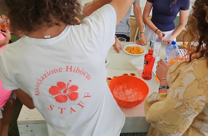Dopo dieci anni l’associazione “Hibiscus” chiude i battenti